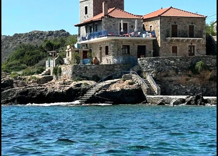 Wheelhouse Trachila Mani