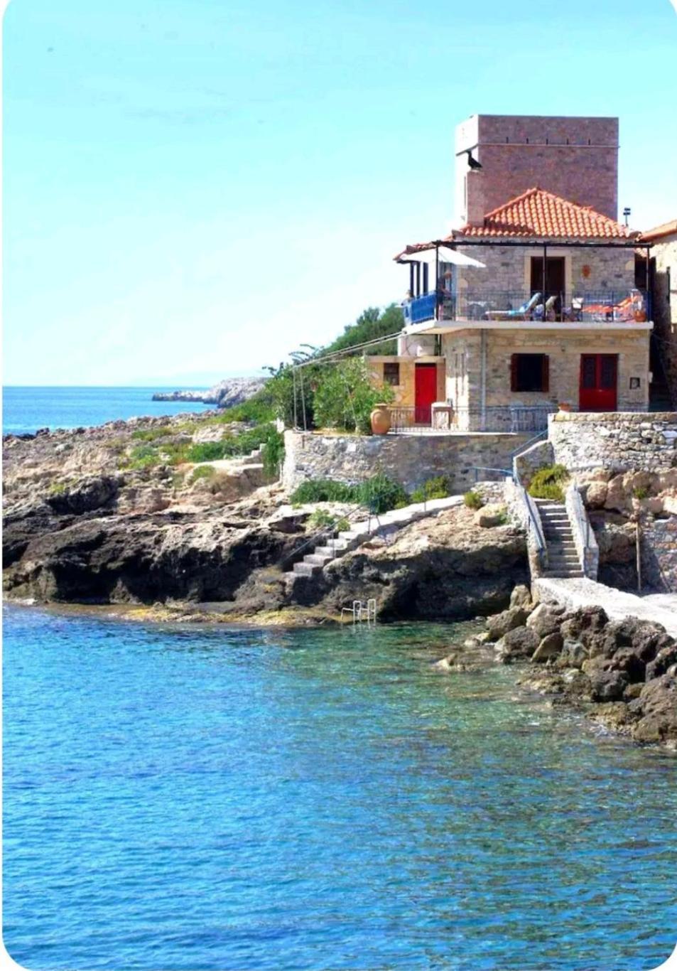 Holiday home Wheelhouse Trachila Mani *