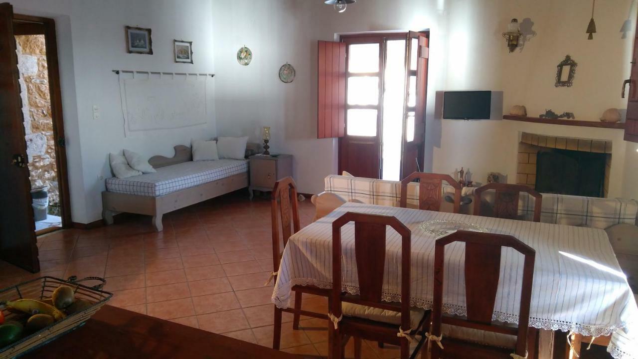 Wheelhouse Trachila Mani Holiday home Trakhila
